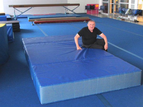 Large discount crash mat